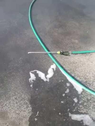 Hose with a mind of its own 💧