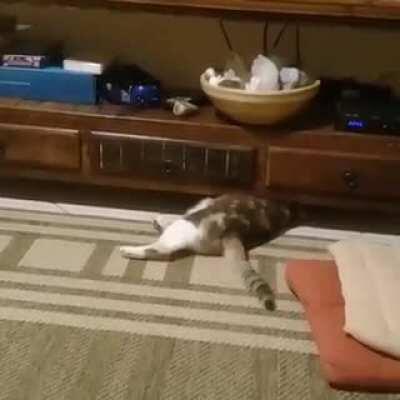 Mili being liquid while playing