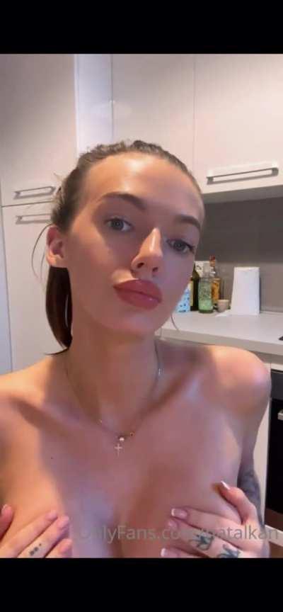 Kdo tady miluje mrdani koz ? Odkaz je v komentářích 