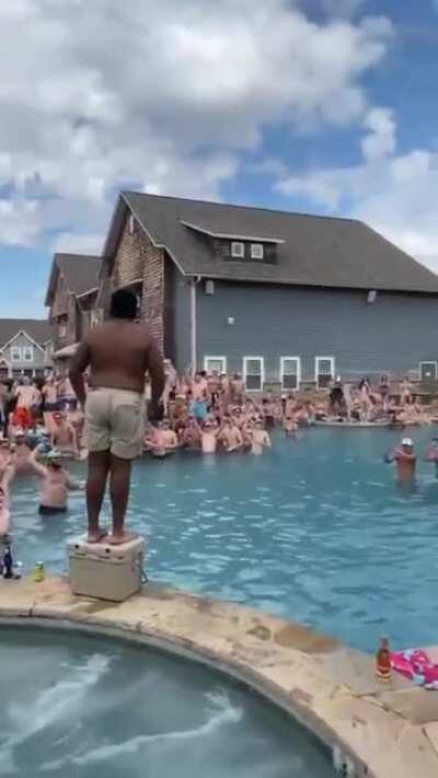 Trying to jump from the top of the thermal box into the pool ..