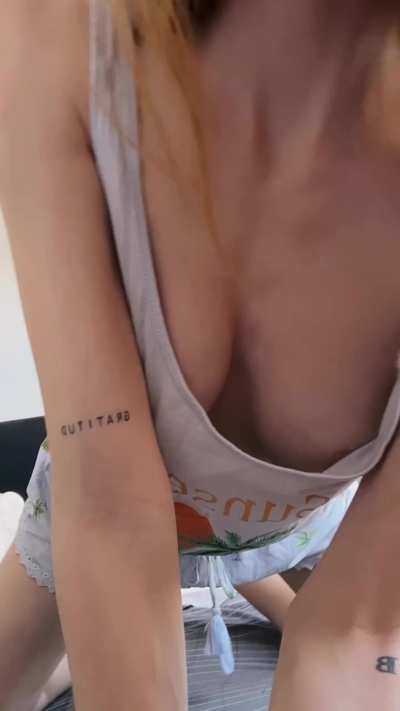 Small boobs need freedom too