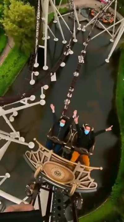 German engineered spinning coaster cars with an onboard magnetic brake that limits the rotation speed while keeping the free spin. Depending on the load distribution of the car, each ride will be unique and the rotation will differ every time