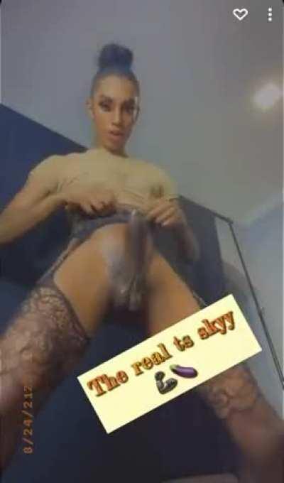 which one of ur holes she'll use first?