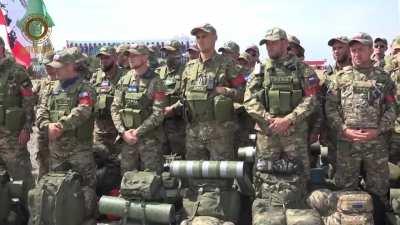Ru pov: Another group of several hundred volunteers from the Chechen Republic and other regions of the Russian Federation was sent to the special military operation zone for combat duties after being trained at the Russian University of Special Forces in 