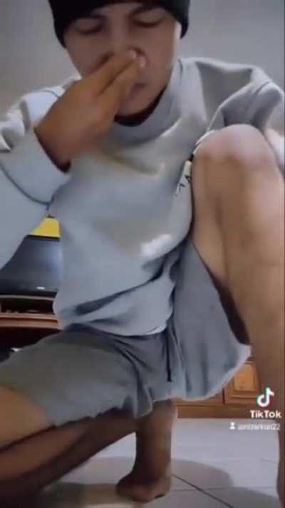 que hacen ustedes? 🤔