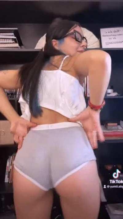 Eat my butt from behind