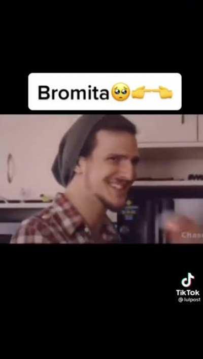 Bromita 👉👈