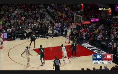 [Highlight] Donte DiVincenzo with a DUNK on Drew Eubanks and 1!