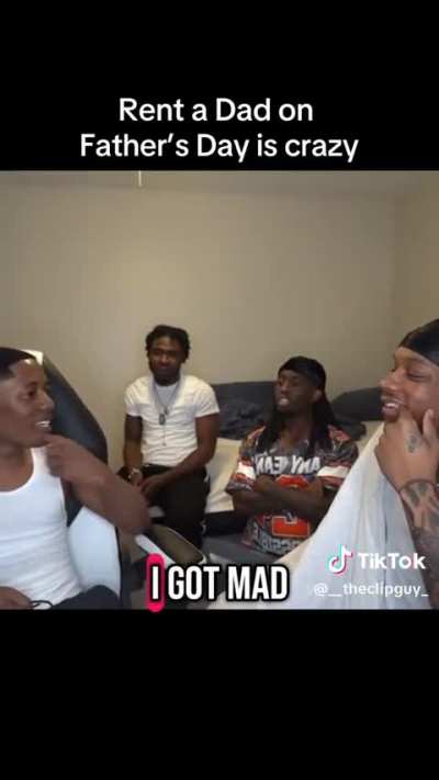 Why is Kai Cenat looking at Reggie like that