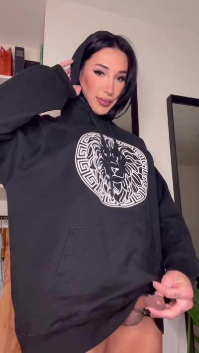 Eye Contact Challenge: Don't look down 😋