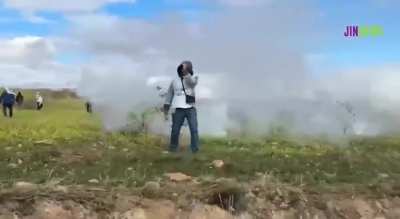 Aponun doğum günü için Diyarbakır'dan Şanlıurfa'ya yürüyen bölücüler bizim emir kullarına taş ve sopalarla saldırmış🤡