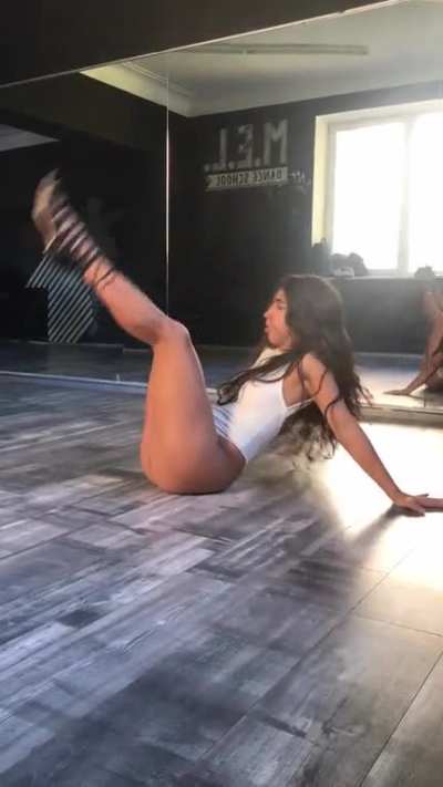 What the body 🔥🍑💫