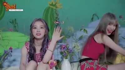 Suyun leaves Yunkyoung hanging.