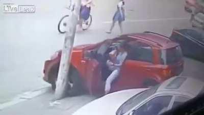 Close your doors or meet the leg breaker!