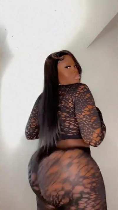 Skylar Banks (@Skylarbanks)