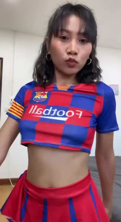 Your daily dose of Asian tits