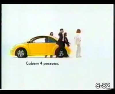 Um viva para a propaganda brasileira. Eu ri dessa pérola.