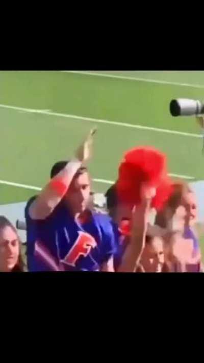 wordington cheerleader