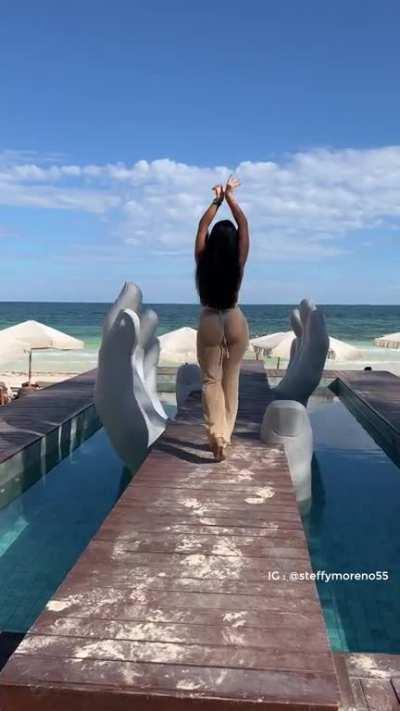 Vagalume is a beach club where art and good music connect ❤️‍🔥 Vagalume es un club de playa donde el arte y la buena musica conectan ❤️‍🔥