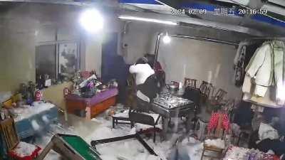 9/2/24 roof collapse in China's illegal gambling home after heavy snowfall