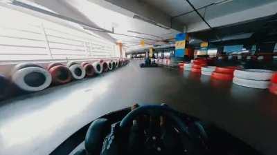 mencoba gokart di plaza semanggi (jakarta)