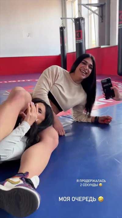 Daria Shuer Headscissors