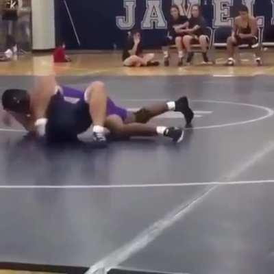 My wrastlin' people need me