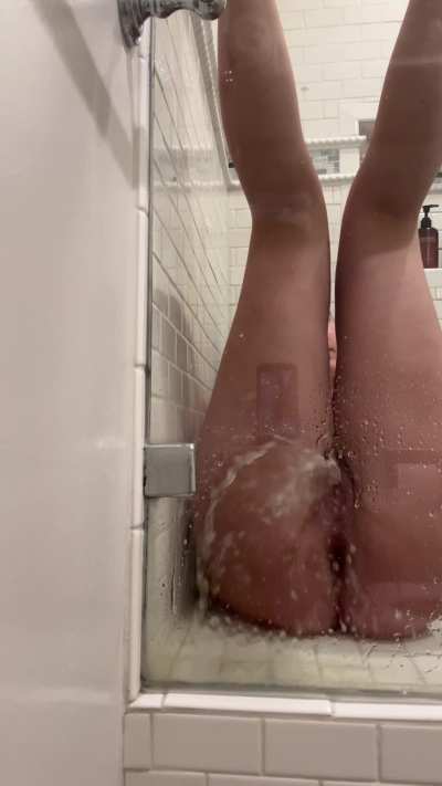 Would you let me pee on your face like this? It’s a dream of mine…