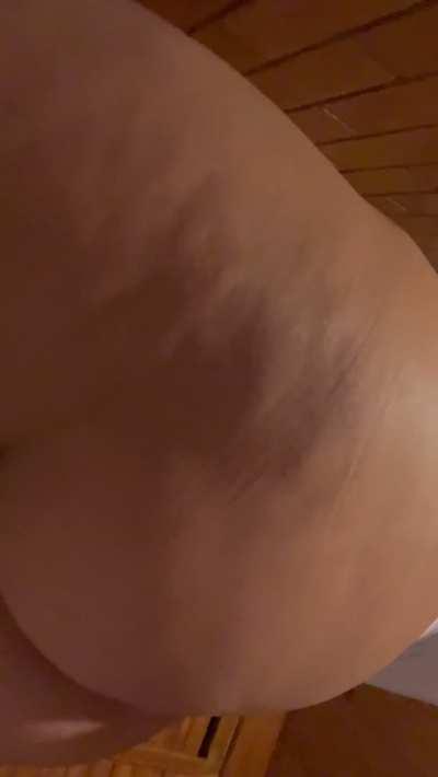 Looking for volunteers who would fuck me everyday