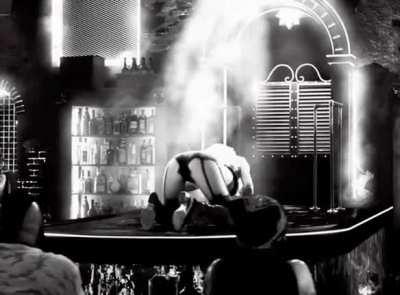 Love this angel of Jessica alba