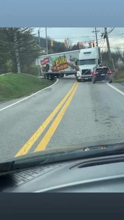 Making it harder for the trucker, just back up!