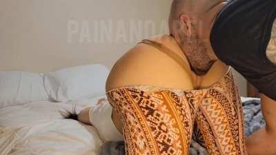 Letting the gooners goon out💖he ripped my leggings open and ate my ass