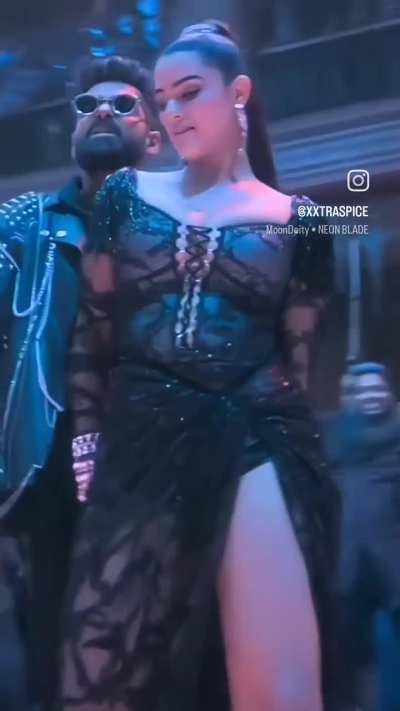 Kavya thapar ass slapped😩💦