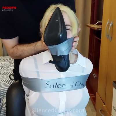 This is too much... humiliating!