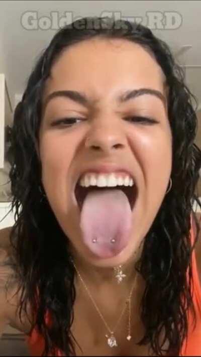 Malu travejo uvula