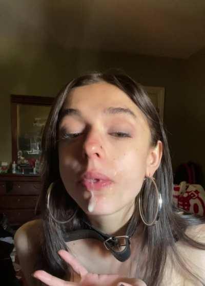 [oc] Open your mouth ð