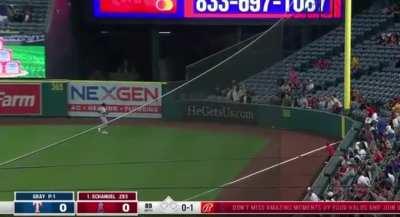 [Highlight] Nolan Schanuel extends his on-base streak to 27 games, the 4th longest in MLB history to start a career!