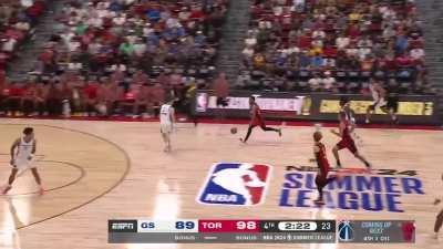 [Highlight] Markquis Nowell with the fancy dish for his 12th assist of the game