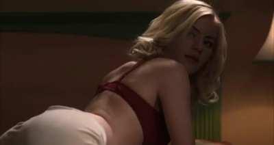 How Elisha Cuthbert earned her career