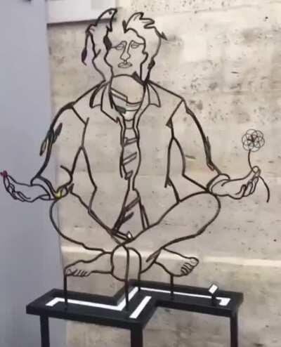 Anamorphic sculptures