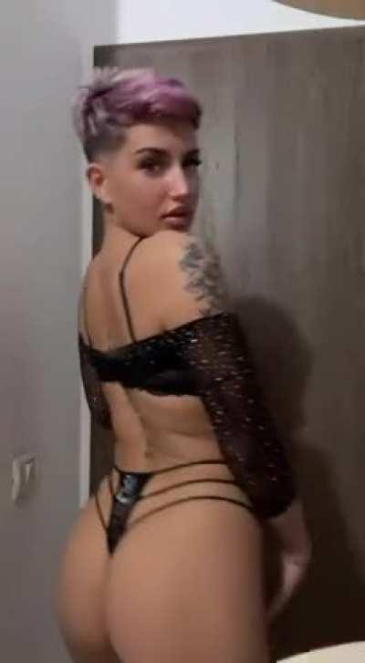 I've been waiting all year to show you my boobs link in the comments