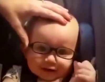 Babies seeing clearly for the first time, The Reaction 😍