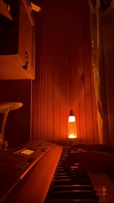 “Niko and The World Machine”