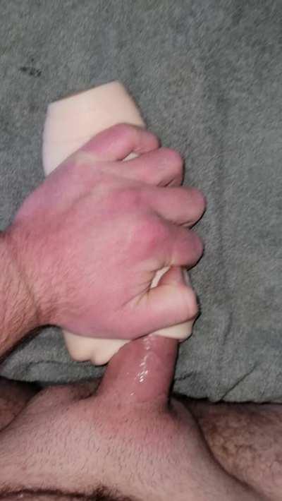 I was told that good boys keep moving while they cum 🥴