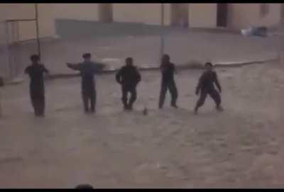 baboy hittin da griddy oer dere