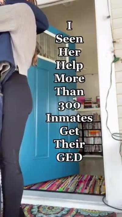 Man Surprise His Prison Teacher Who Helped Him During Difficult Time After Getting Released