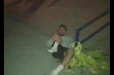 [HTDYB] How To Destroy Your Leg