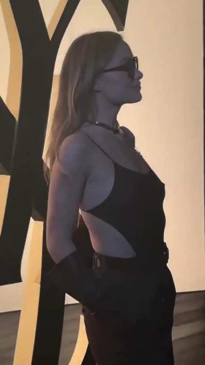 Olivia doing Wilde Pegging with me … Absolutely  Yes