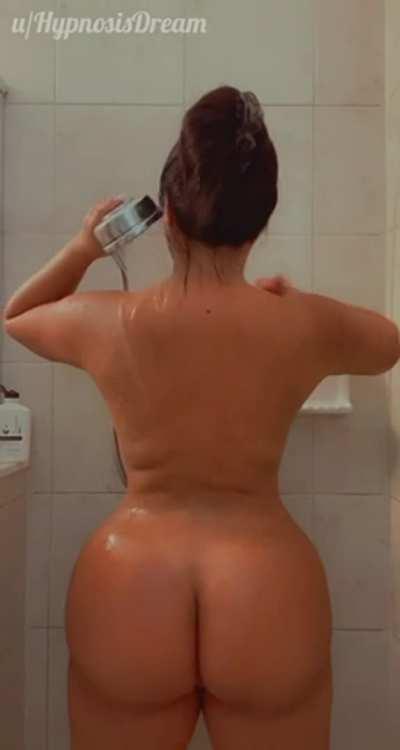 Do you like my fat Asian mommy booty? (F34)