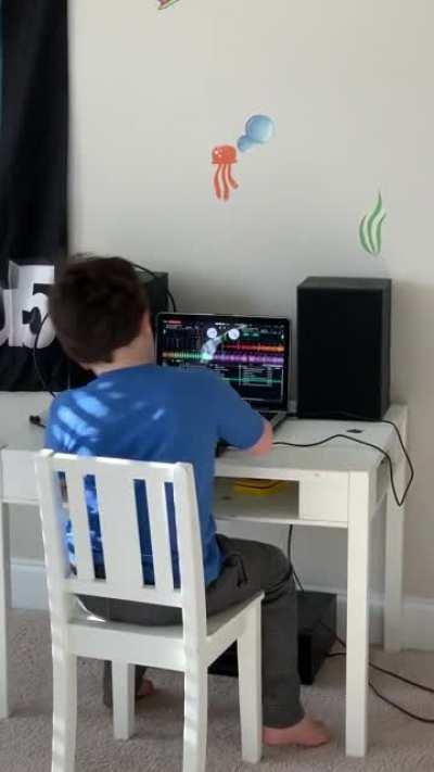 Surprised my 7 year old with a road trip to see Deadmau5 (his favorite musician) at the Atlanta Motor Speedway in 2020. Santa brought a Numark DJ2go2 Touch, and voila! Mini DJ in the making 😎